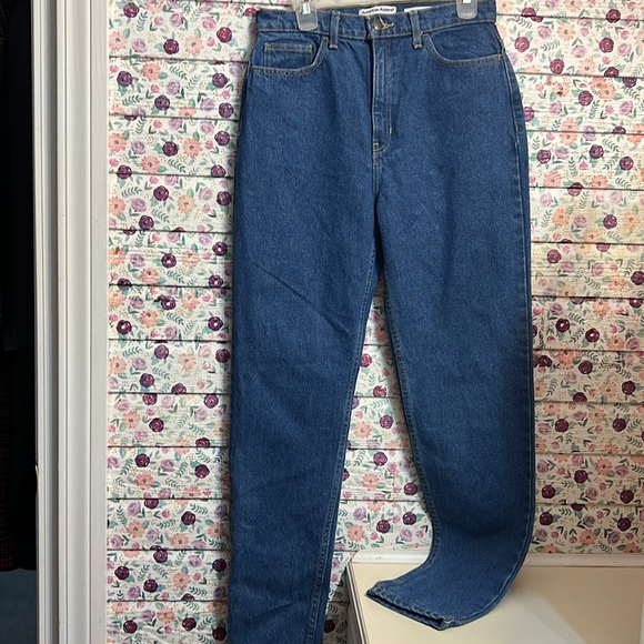 Jeans - Picture 2 of 5